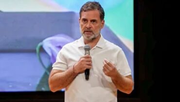 ‘തിരഞ്ഞെടുപ്പിൽ കൃത്രിമം നടക്കുന്നു’; ഗ്യാനേഷ് കുമാർ ഉടൻ രാജിവെക്കണമെന്ന് രാഹുൽ ഗാന്ധി, ഗൂഢാലോചനയുടെ തലപ്പത്ത് അമിത് ഷായും മോദിയും
