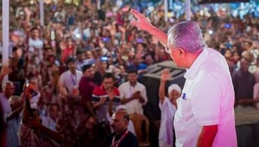ഇത്‌ കേരളത്തിന്റെ ചെങ്കൊടിക്കുതിപ്പ്,  ഉപതെരഞ്ഞെടുപ്പ് ഫലം ആഘോഷമാക്കി പ്രതിപക്ഷ നേതാവ്; യുഡിഎഫ് സർക്കാരിന്റെ നയവൈകല്യങ്ങൾക്കുള്ള തിരിച്ചടിയെന്നും പിണറായി