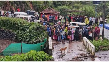 വട്ടവടയിൽ ദുരന്തം വിതച്ച് അതിശക്ത മഴ, വീടിന് മുകളിലേക്ക് മണ്ണ് ഇടിഞ്ഞുവീണ് രണ്ട് പേർ മരിച്ചു; ജീവൻ നഷ്ടമായത് സഹോദരങ്ങൾക്ക്; ഓറഞ്ച് അലർട്ട് പ്രഖ്യാപിച്ചു