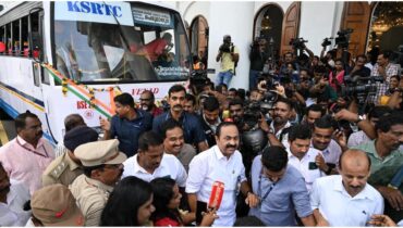 പ്രിയദർശിനി സൗജന്യ യാത്രയുടെ നൂറാം ദിനത്തിൽ കെ.എസ്.ആർ.ടി.സി വക ഫ്രീ സാരിയെന്ന പ്രചാരണം വ്യാജം; വാർത്തകൾ തള്ളി ചെയർമാൻ, പുതിയ ടൂറിസം പദ്ധതികൾ പ്രഖ്യാപിച്ചു