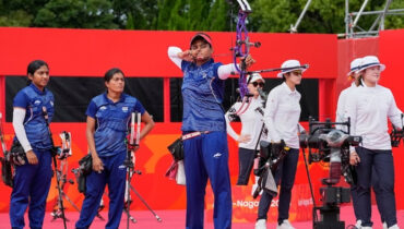 ഏഷ്യൻ ഗെയിംസ്: ചൈനയെ പിന്നിലാക്കി അമ്പെയ്ത്തിൽ ഇന്ത്യയ്ക്ക് ചരിത്ര സ്വർണം; ലോക റെക്കോർഡിനൊപ്പം ജ്യോതിയും സംഘവും
