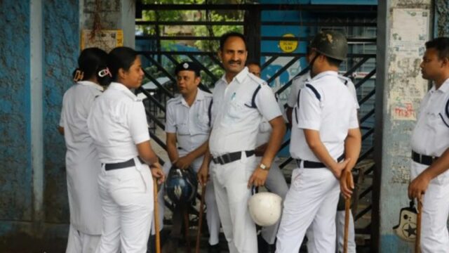 ‘ഇപ്പോഴും ഭയത്തിലാണ്’; ബംഗാളിൽ ക്രൈസ്തവ കുടുംബങ്ങളെ വീടുകളിൽനിന്ന് വലിച്ചിറക്കി മർദിച്ചു, പൂജാച്ചടങ്ങുകൾ ചെയ്യിച്ചെന്ന് പരാതി