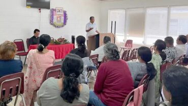 ഫ്ളോറിഡയില്‍ പൈലറ്റ് സ്മിത് മച്ഛാറിനെ  ഇന്ത്യന്‍ സമൂഹം അനുമോദിച്ചു