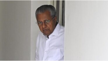 ഇഡിയും കരുതലോടെ, സുപ്രീം കോടതി വിധിക്ക് പിന്നാലെ അന്വേഷണത്തിൽ തിടുക്കം വേണ്ടെന്ന് തീരുമാനം, വെള്ളിയാഴ്ച പിണറായി ഹാജരായില്ലെങ്കിൽ നിയമോപദേശം തേടും