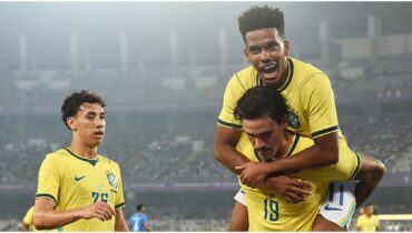 ഇന്ത്യൻ ഫുട്ബോളിന്‍റെ ഹൃദയം കവർന്ന് സാംബാ താളം, ബ്രസീലിയൻ കരുത്തിന് മുന്നിൽ പൊരുതിവീണ് ഇന്ത്യ; സൗഹൃദ മത്സരത്തിൽ മഞ്ഞപ്പടയ്ക്ക് ഏകപക്ഷീയമായ 4 ഗോൾ വിജയം