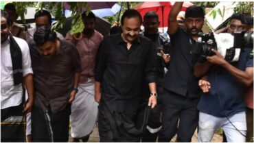 തുലാമാസ പൂജകൾക്കായി ശബരിമല നടതുറന്നു, മുഖ്യമന്ത്രി സന്നിധാനത്ത്; ശബരിമലയെ രാജ്യത്തെ ഏറ്റവും മികച്ച തീർഥാടനകേന്ദ്രമാക്കുമെന്ന് മുഖ്യമന്ത്രി, ‘തിരുപ്പതി മോഡൽ സൗകര്യങ്ങൾ ഒരുക്കും’