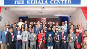 നേട്ടങ്ങളുടെ നെറുകയില് ആദരവിന്റെ പൊന്കീരീടവുമായി കേരള സെന്റര് 2026 അവാര്ഡുകള് സമ്മാനിച്ചു
